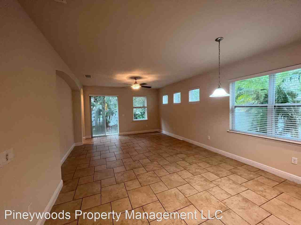 7712 S Desoto St - Photo 3 of 27