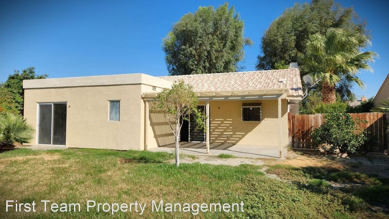 31075 Avenida Juarez - Photo 3 of 9