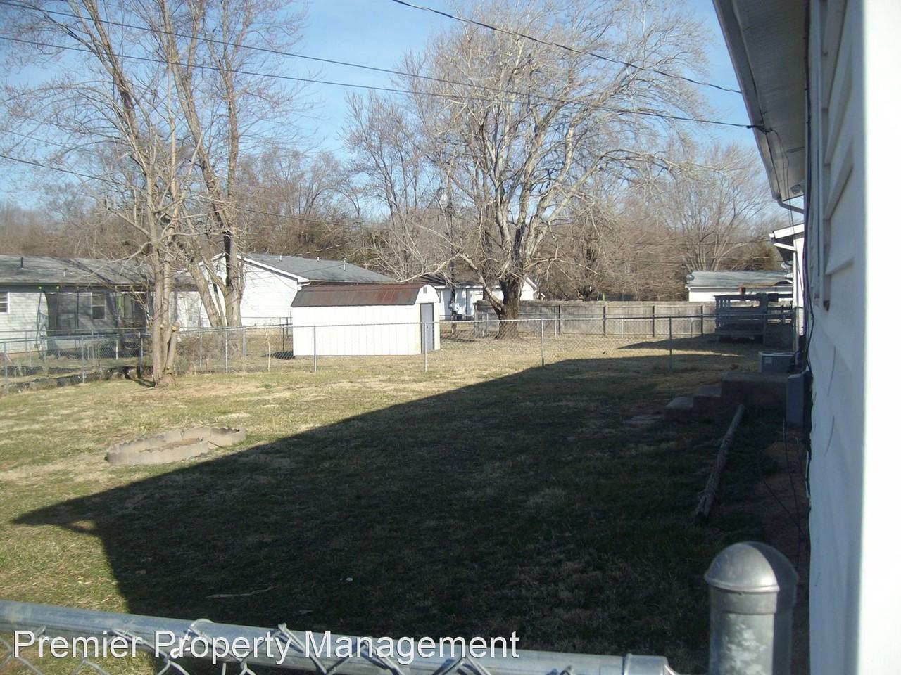 2615 Camelot Ct - Photo 3 of 18