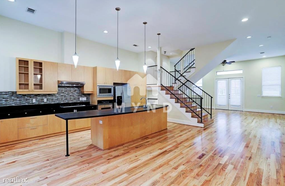 984 Patterson St - Photo 2 of 20