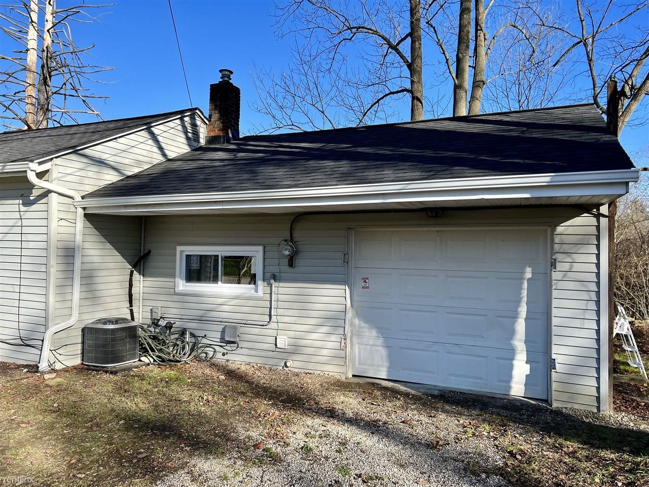 7111 Rocker Ave - Photo 3 of 15