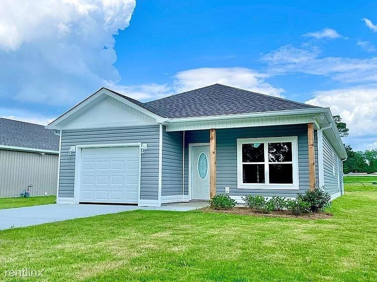 304 Kentucky Ave Ne - Photo 3 of 18