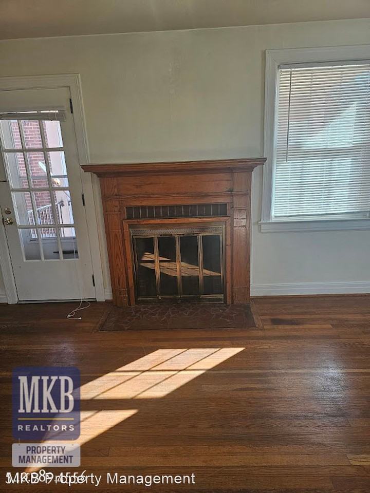 3213 Forest Hill Ave Nw - Photo 3 of 30