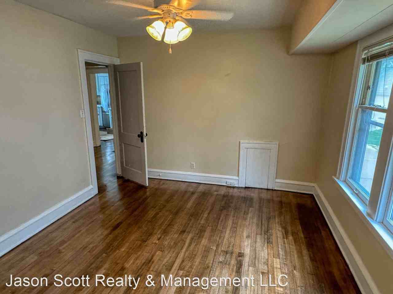 6809 W Wells St - Photo 2 of 12