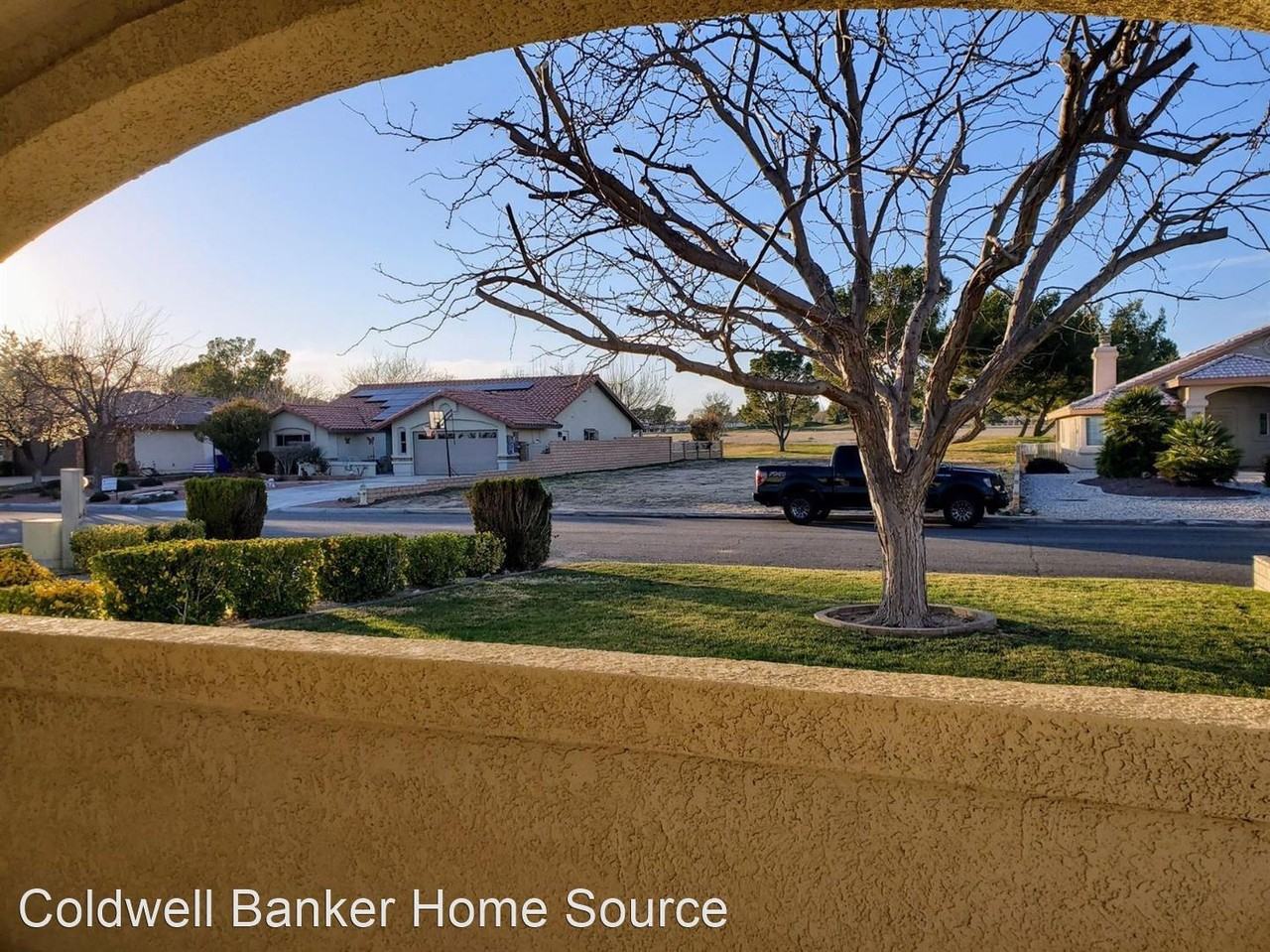 27455 Cloverleaf Dr - Photo 3 of 17