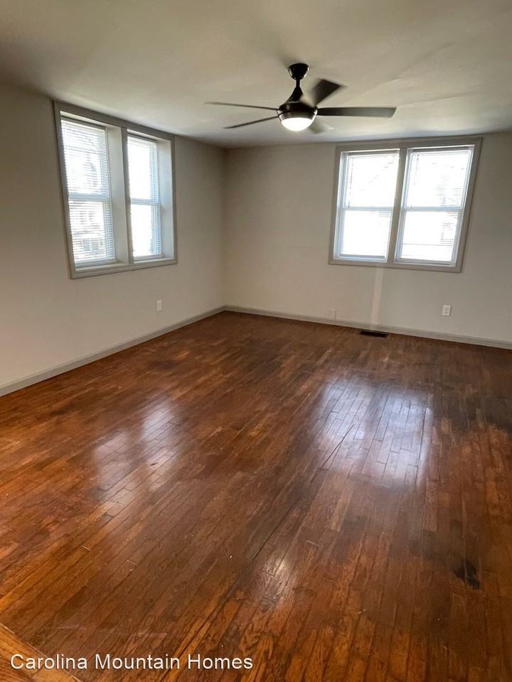 113 Blumenthal St - Photo 3 of 12