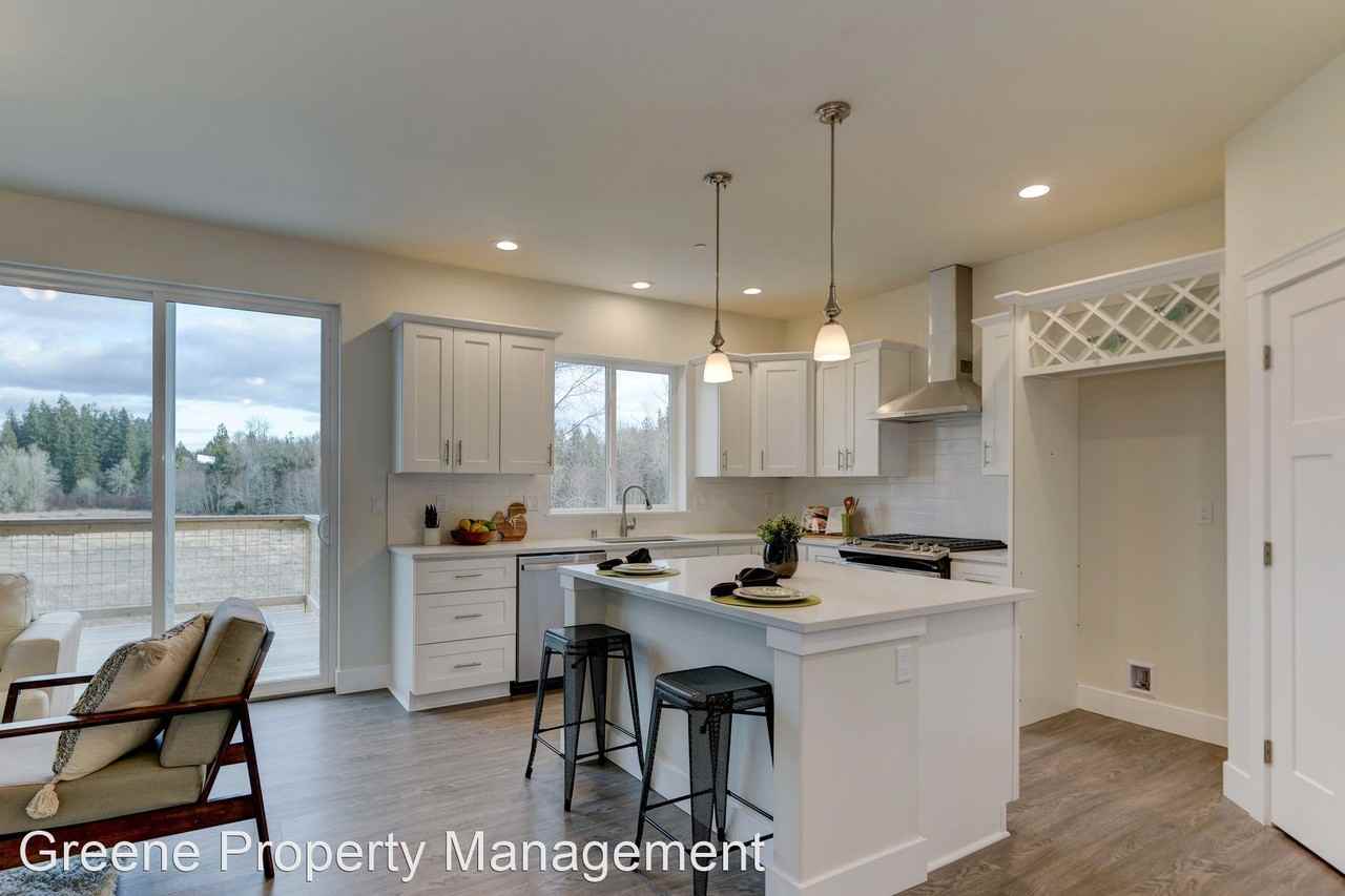 2403 79th Ave Se - Photo 3 of 15