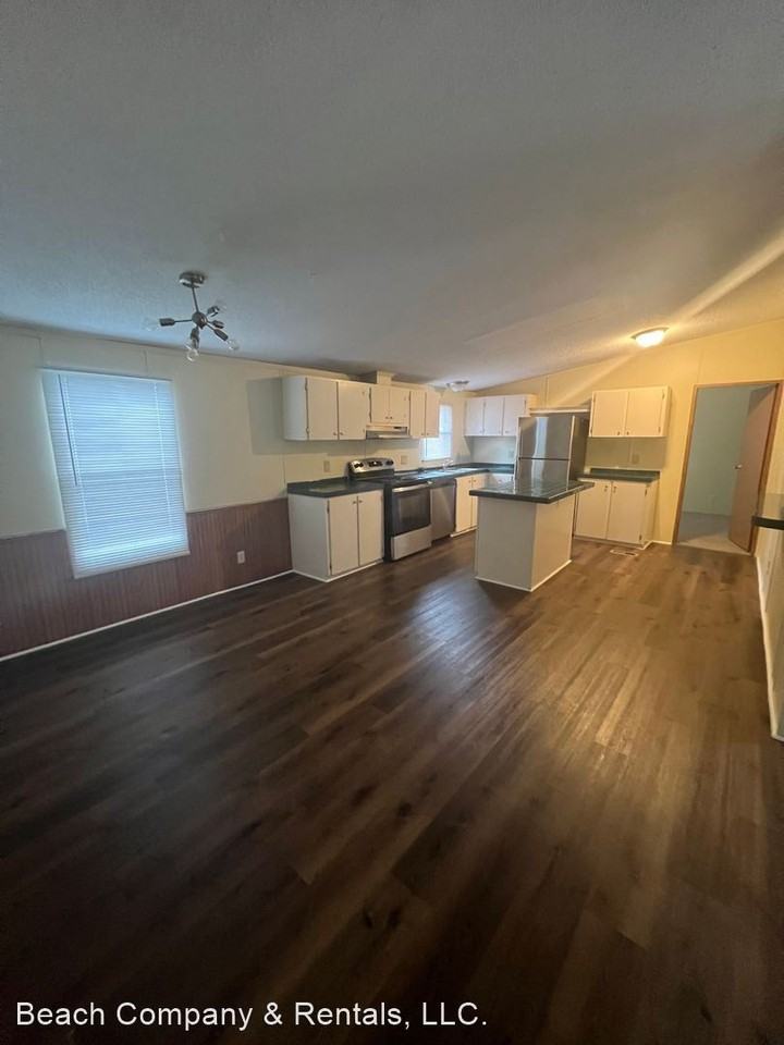 268 Iroquis Trl - Photo 2 of 7