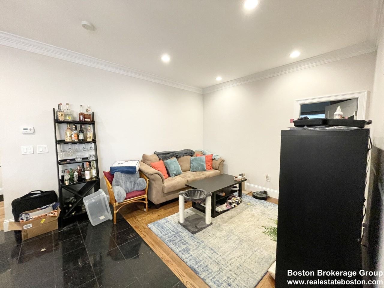 32 Sumner St #1 - Photo 3 of 11