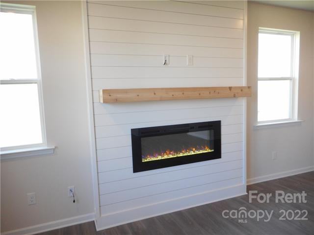 5022 Markfield Ln - Photo 7 of 22
