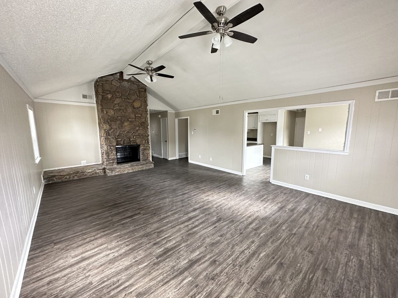 6015 Harvest Hill Cv - Photo 3 of 18