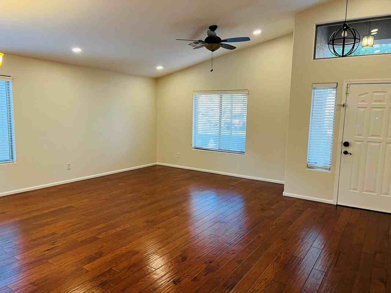 2823 E Questa Dr - Photo 7 of 24