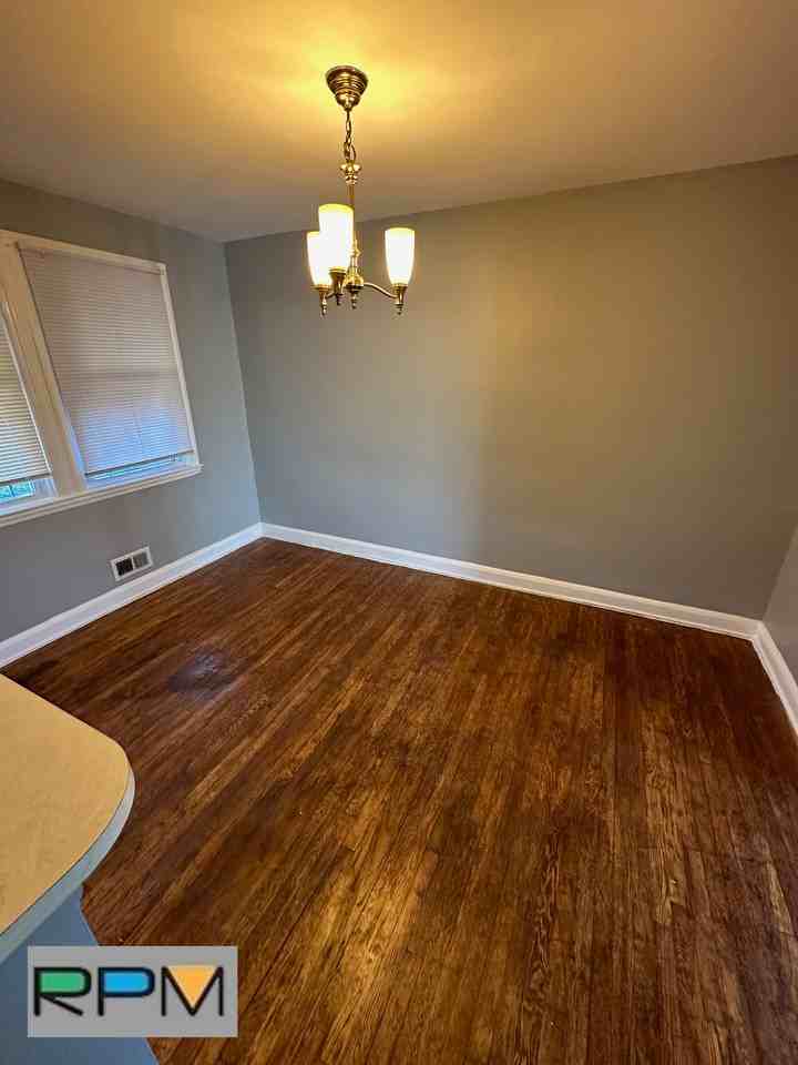 5103 Linden Heights Ave - Photo 3 of 12