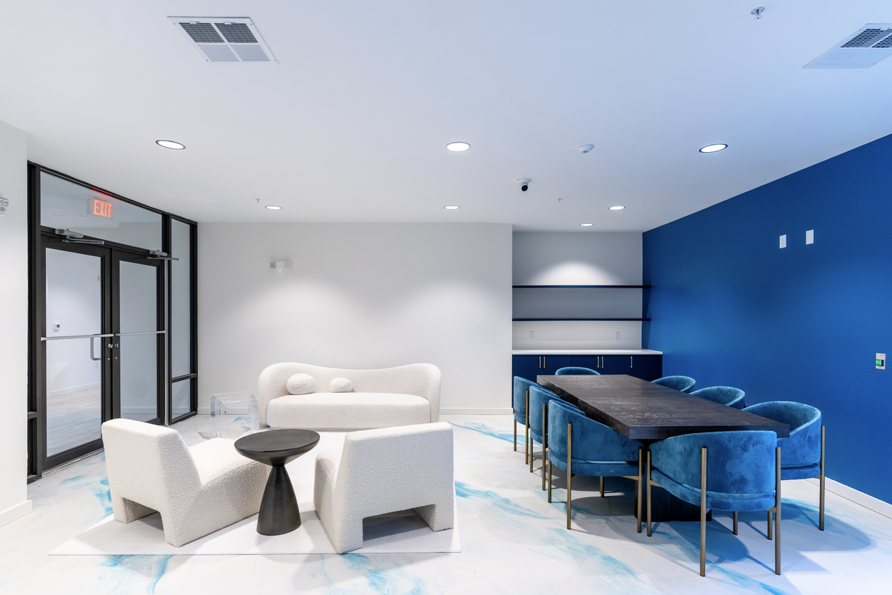 The Centro - Photo 5 of 17