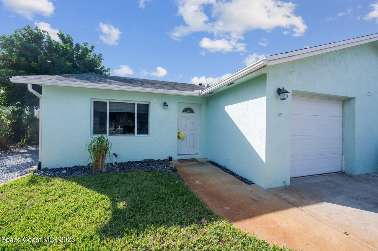120 Atlas Ln, Satellite Beach, FL 32937 2 Bedroom Apartment for 2,095