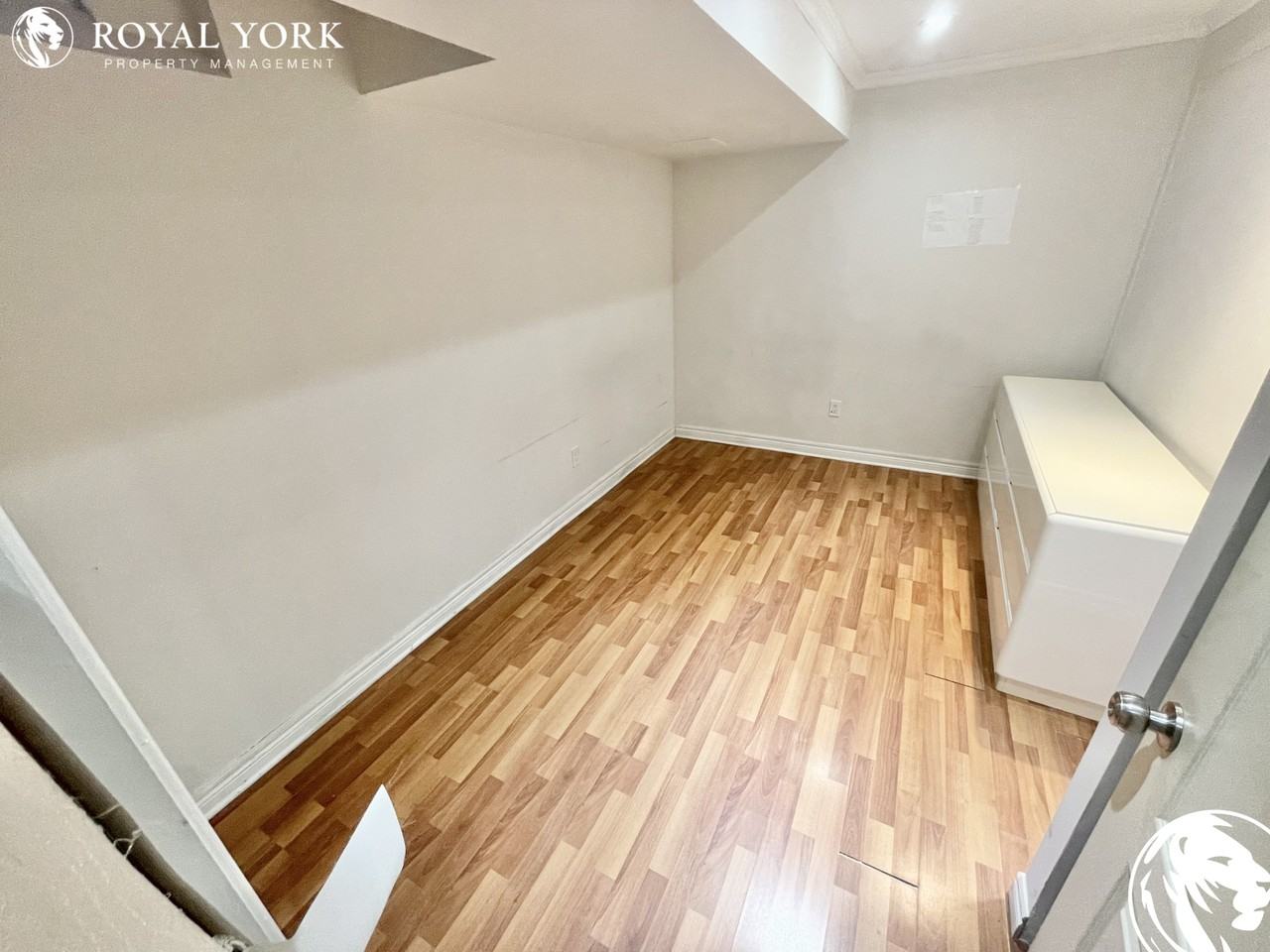 985 Marygrace Crt #2 - Photo 2 of 27