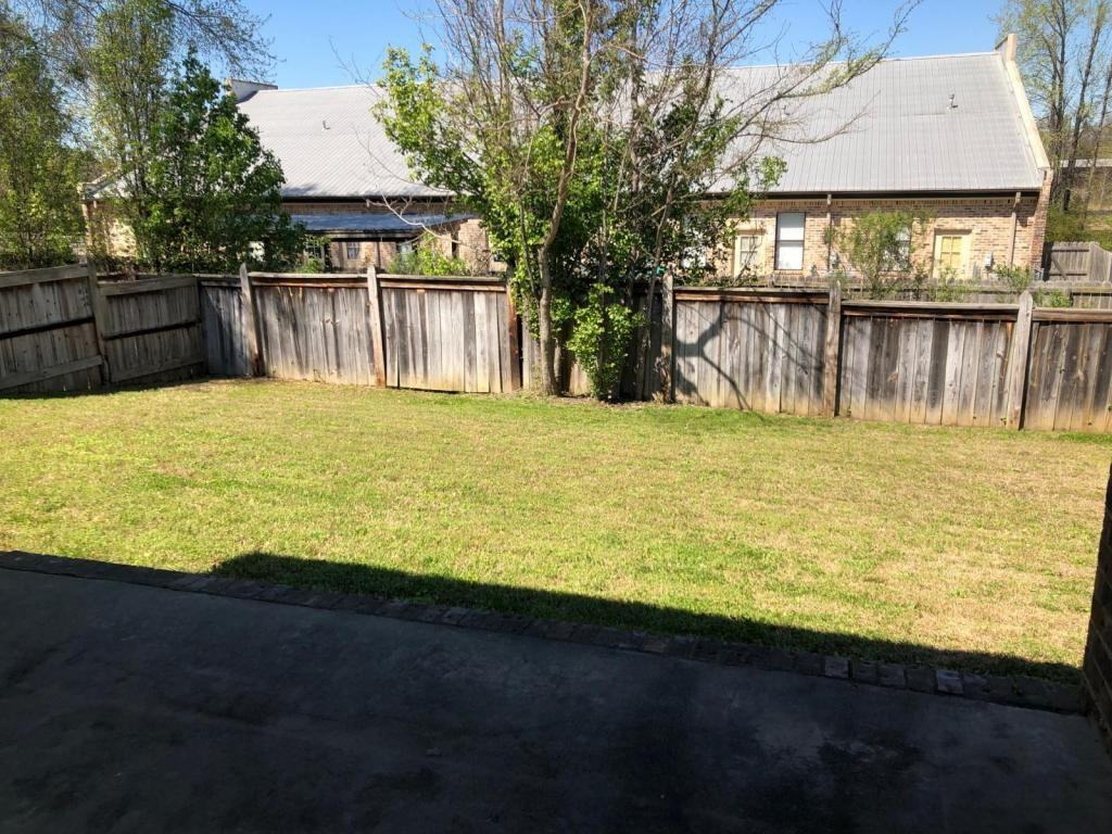 111 Wells Ct - Photo 2 of 20