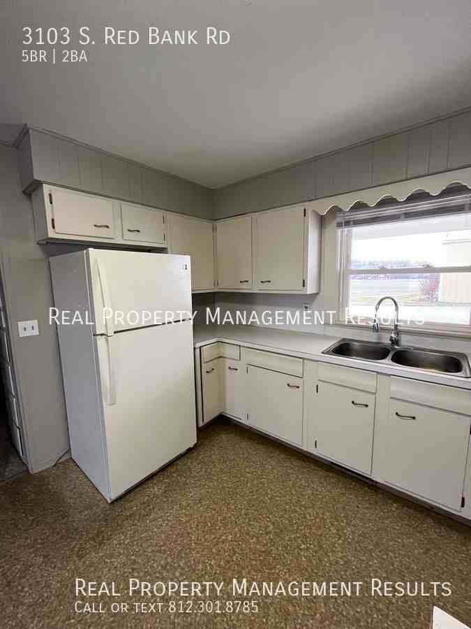 3103 S Red Bank Rd - Photo 3 of 20