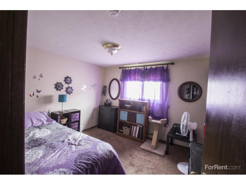 Fountaine DeVille Apartments - Photo 6 of 13