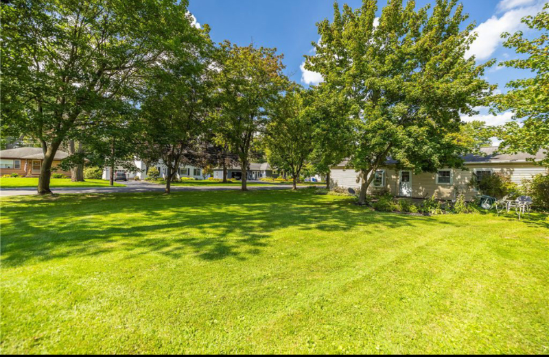 144 W Charlotte Ave - Photo 3 of 6