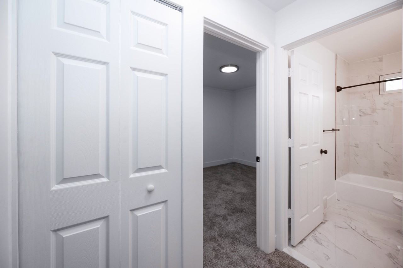 10710 Troy St #NA - Photo 3 of 14