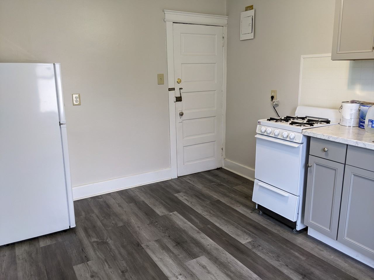 1651 Canal St #3 - Photo 3 of 12