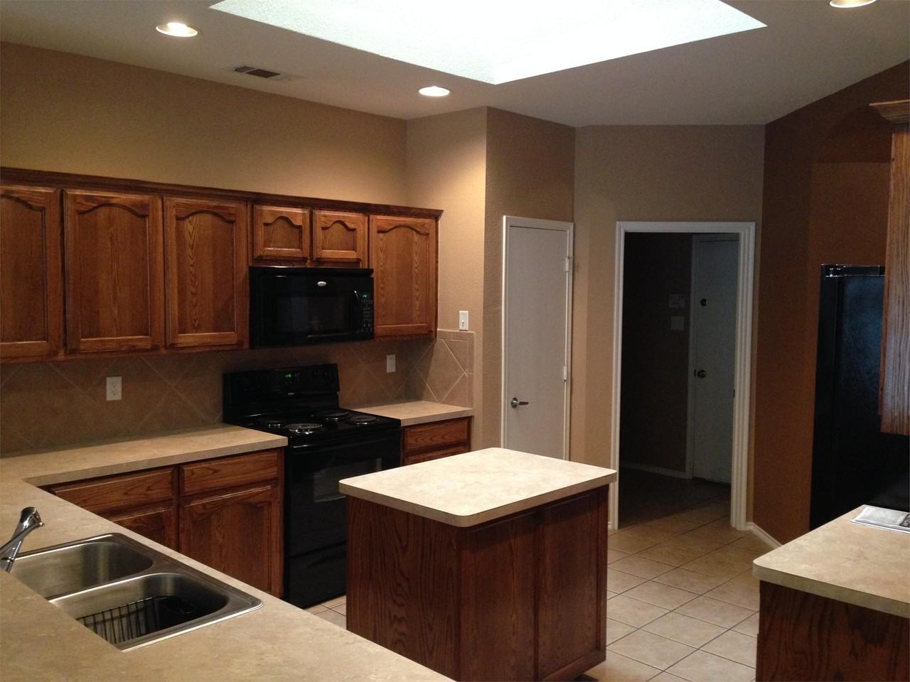 1113 Hearthstone Dr #1 - Photo 6 of 14