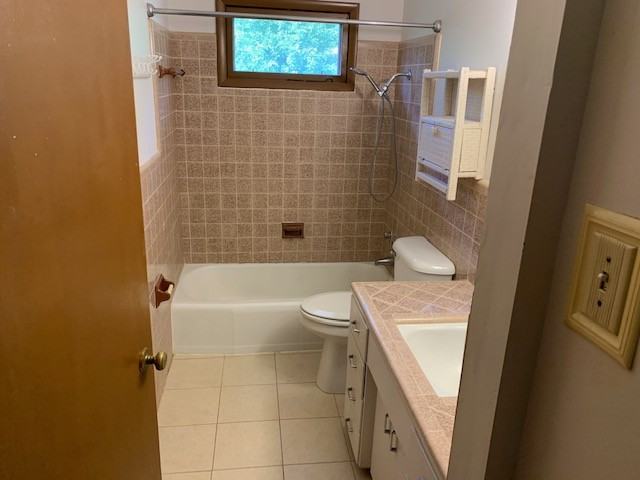 2409 Fleetwood Dr #1 - Photo 6 of 10