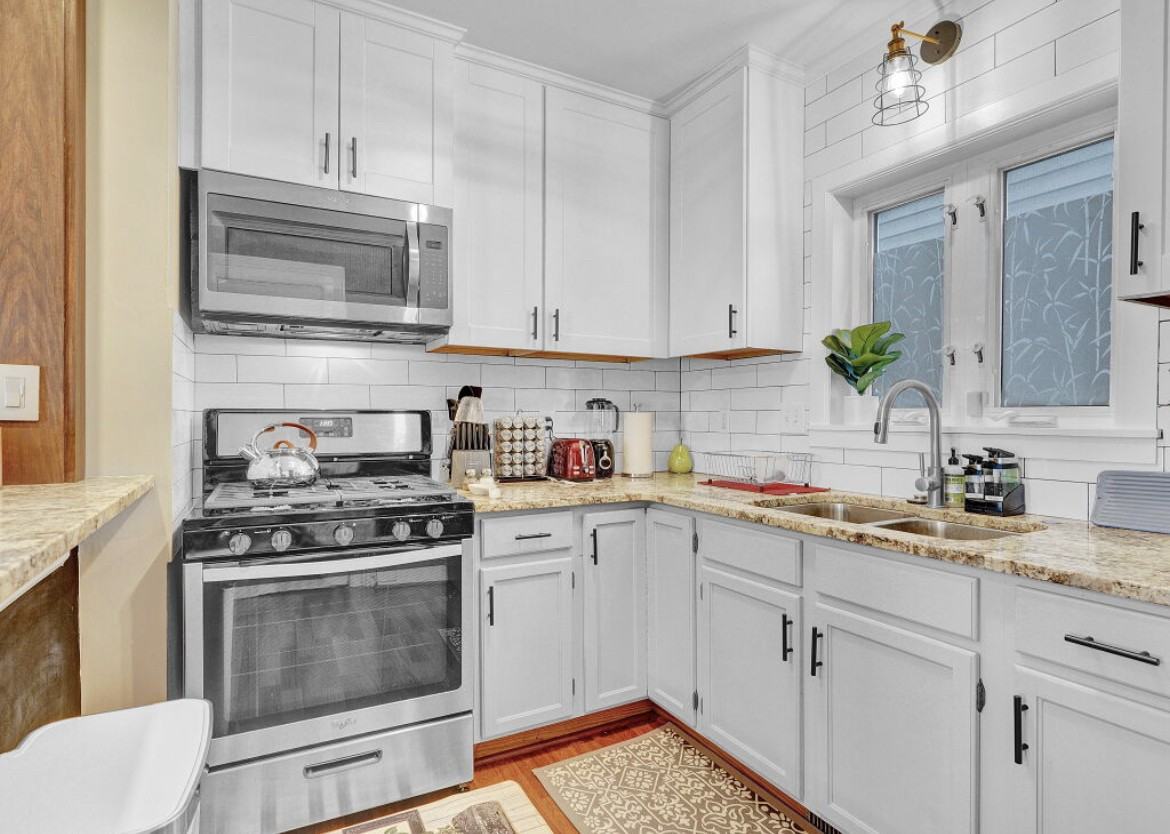 15 Averill Avenue - Photo 3 of 20