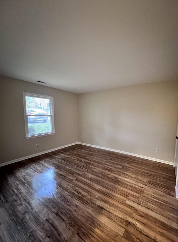 8326 Summerglen Cir #1 - Photo 4 of 14