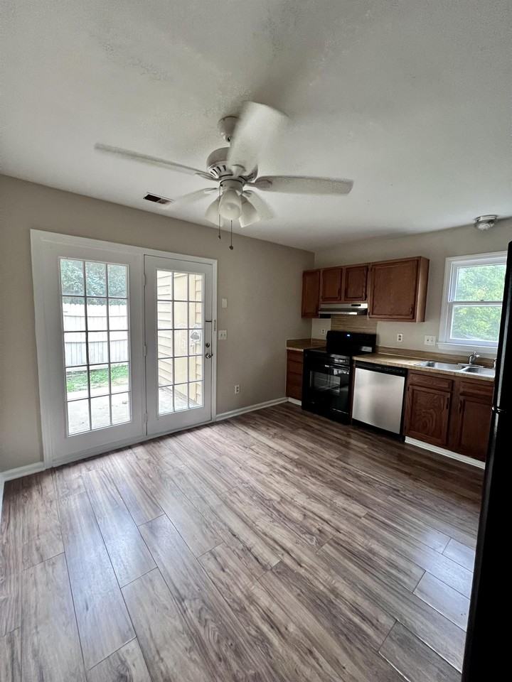 8326 Summerglen Cir #1 - Photo 6 of 14
