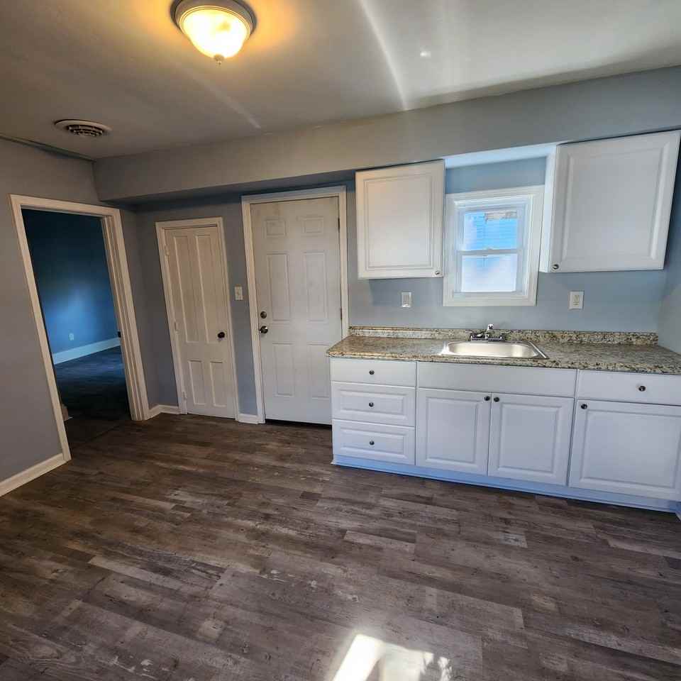 60 Warren Ave Rear #REAR - Photo 2 of 4
