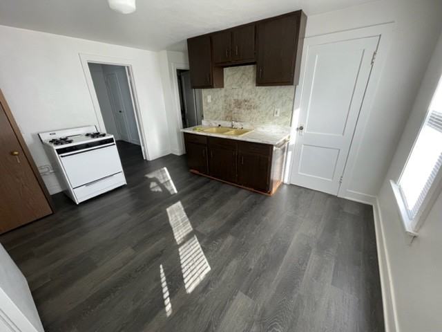 1324 New York Ave #1324 - Photo 6 of 24