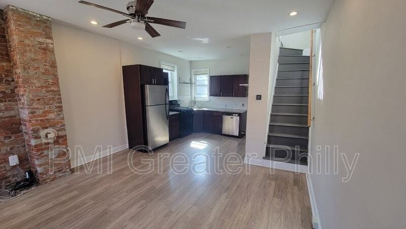 306 Cambridge St - Photo 2 of 18