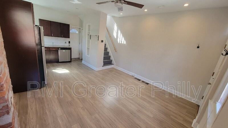 306 Cambridge St - Photo 4 of 18