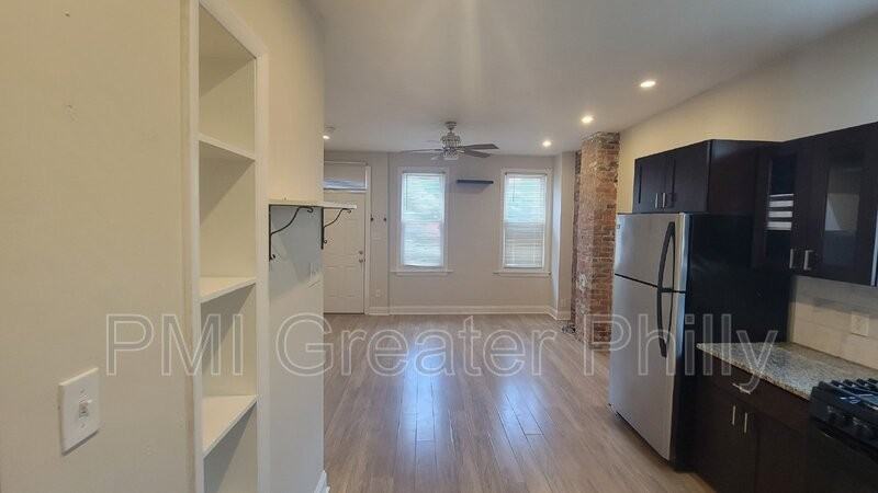306 Cambridge St - Photo 6 of 18