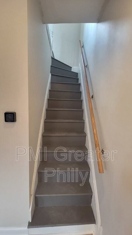 306 Cambridge St - Photo 7 of 18
