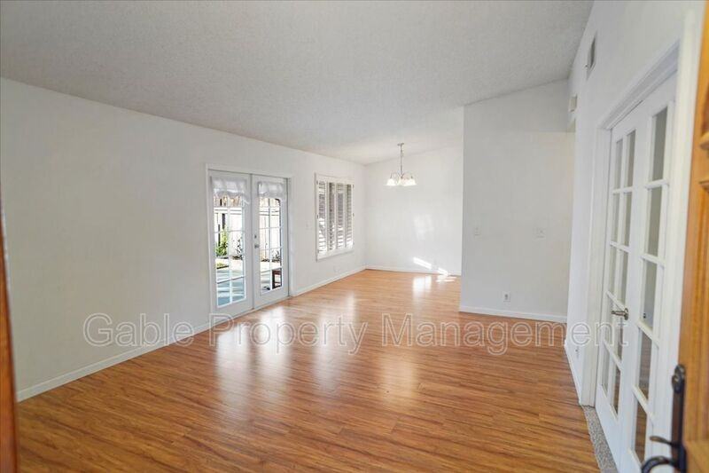 25649 Almendra Dr - Photo 5 of 19