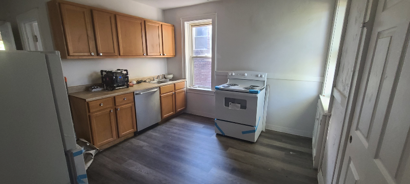 4683 Kossuth Ave #2F - Photo 2 of 7