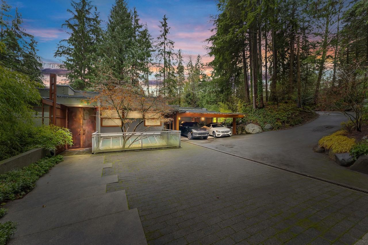 118 Stevens Drive, West Vancouver, BC