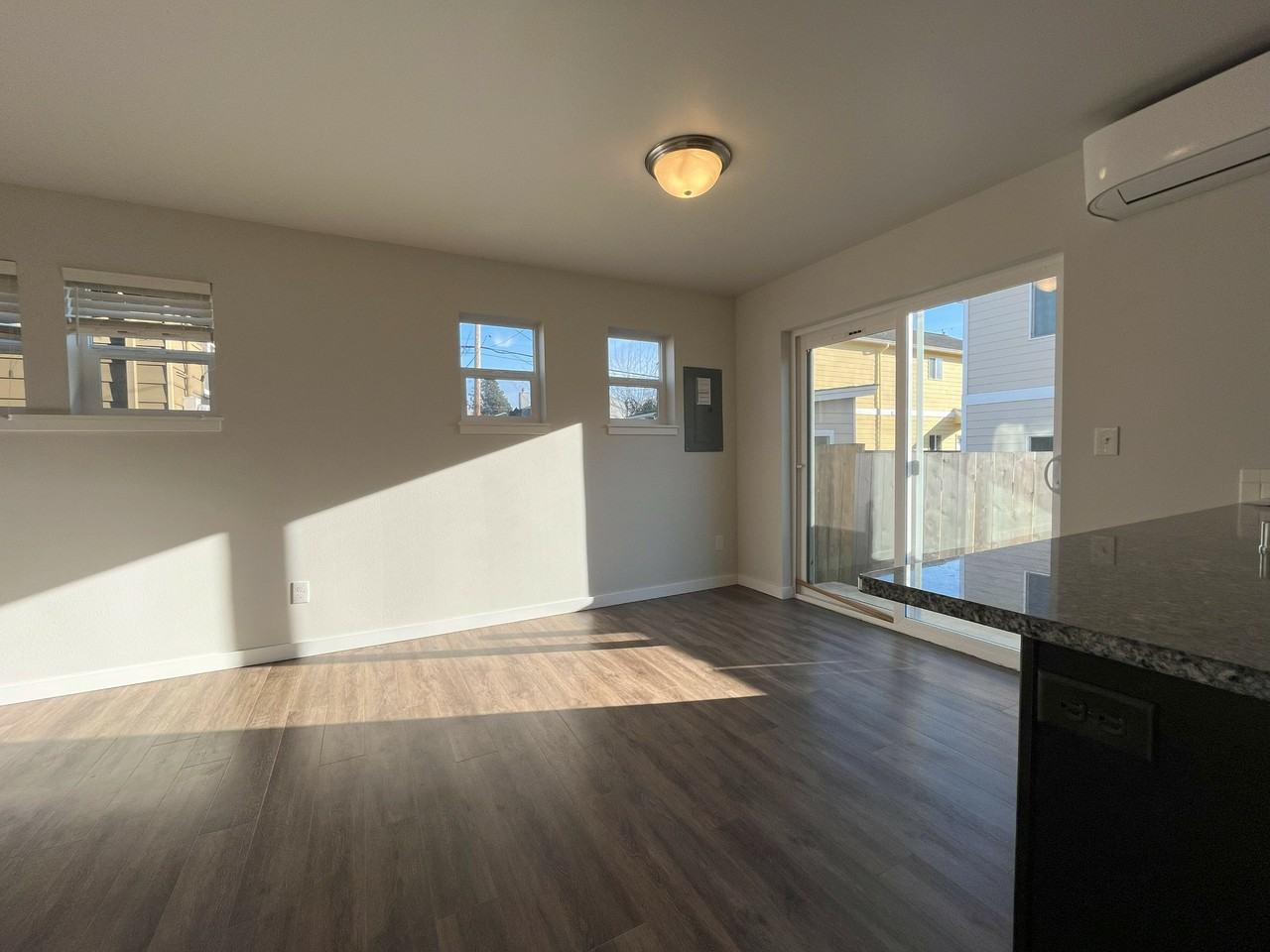 2415 Valencia Street - Photo 4 of 31