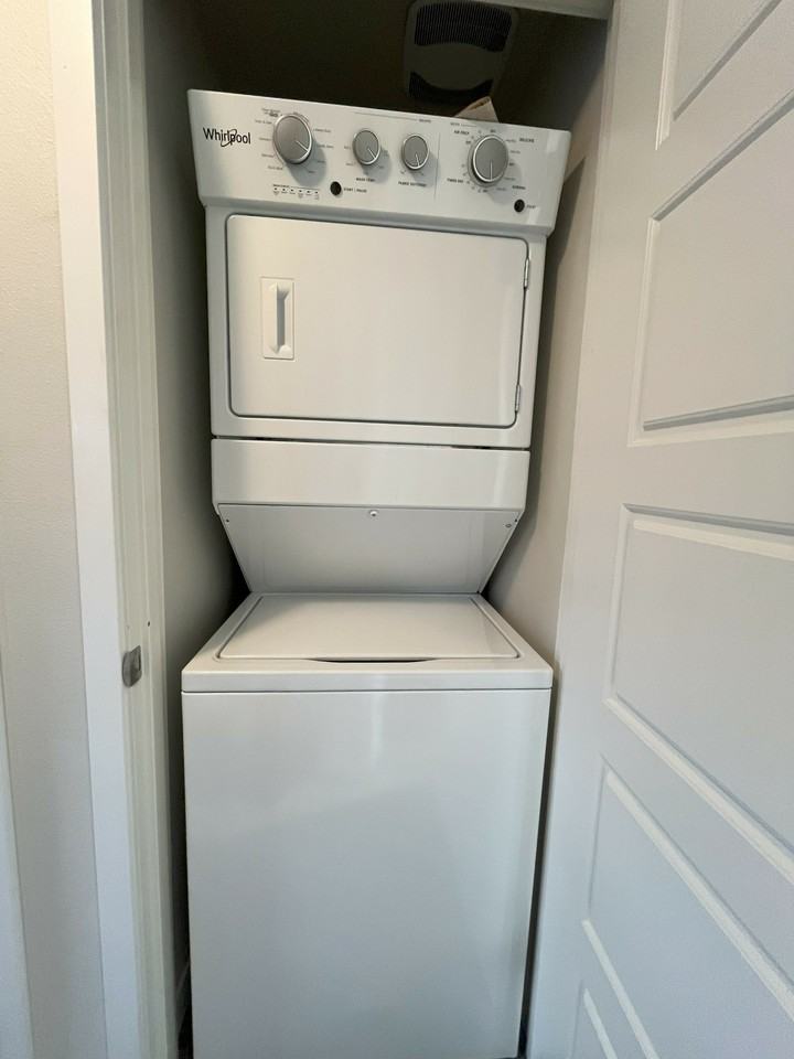 2415 Valencia Street - Photo 6 of 31