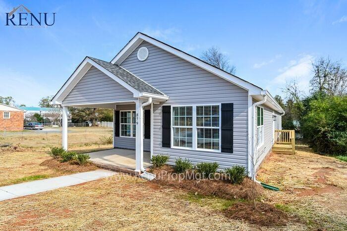 879 Furr St - Photo 2 of 17