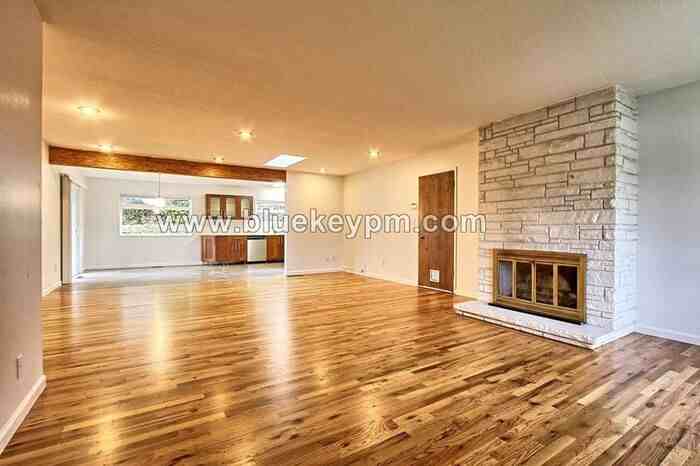 6005 Sw Idaho St - Photo 2 of 13