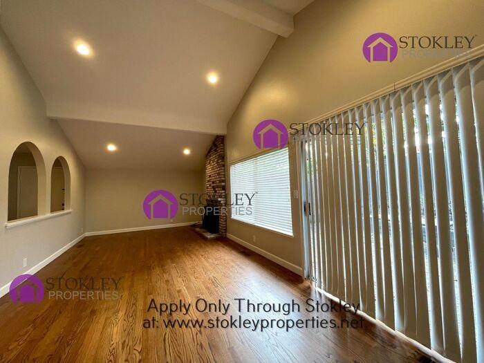 1143 Westmoreland Cir - Photo 2 of 9