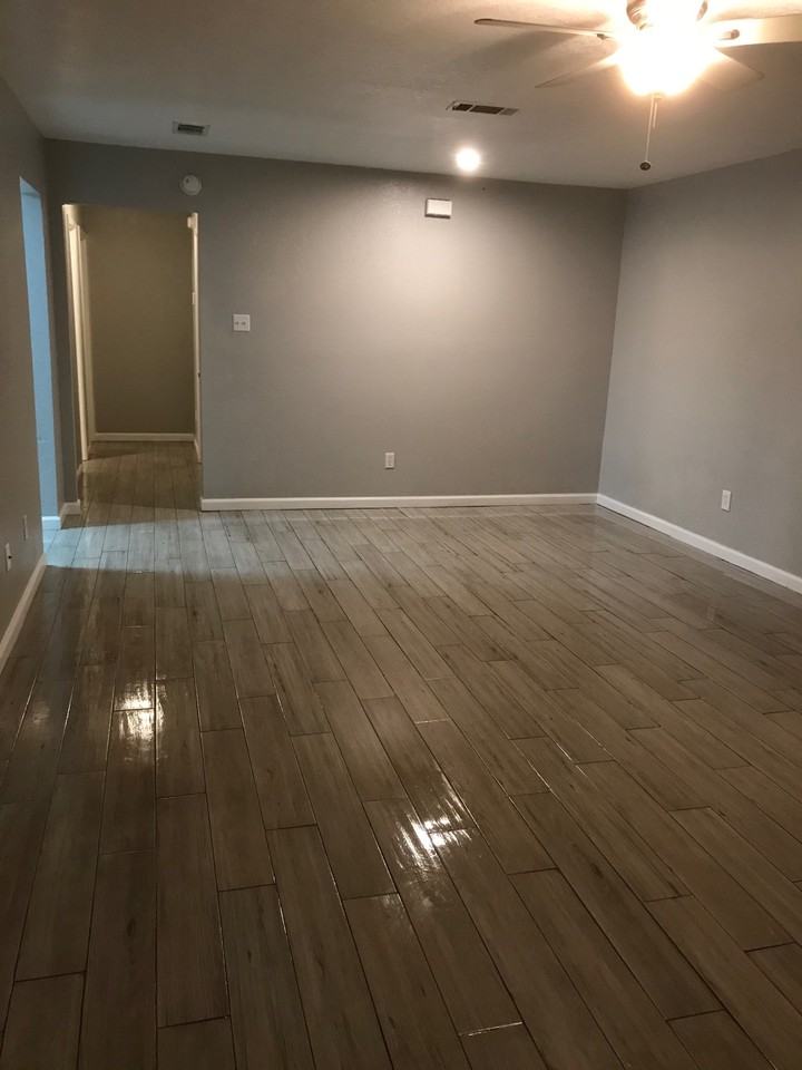 1610 Poage - 1612 #1612 - Photo 4 of 11