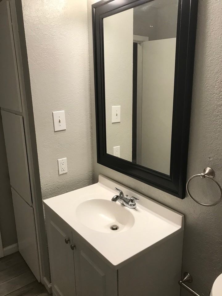 1610 Poage - 1612 #1612 - Photo 6 of 11