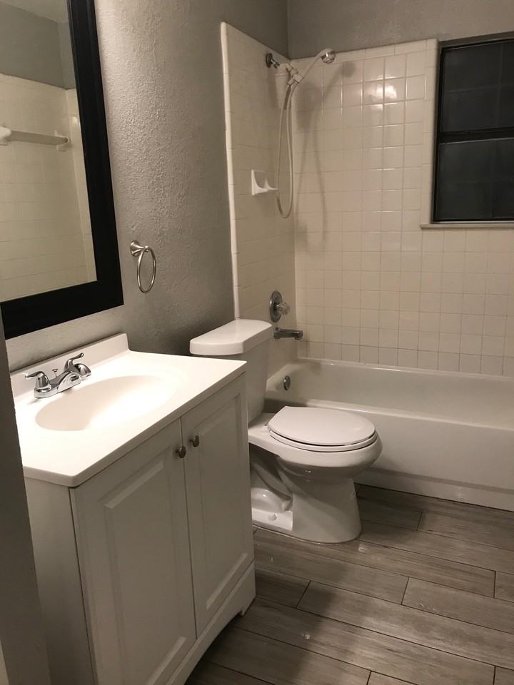 1610 Poage - 1612 #1612 - Photo 7 of 11