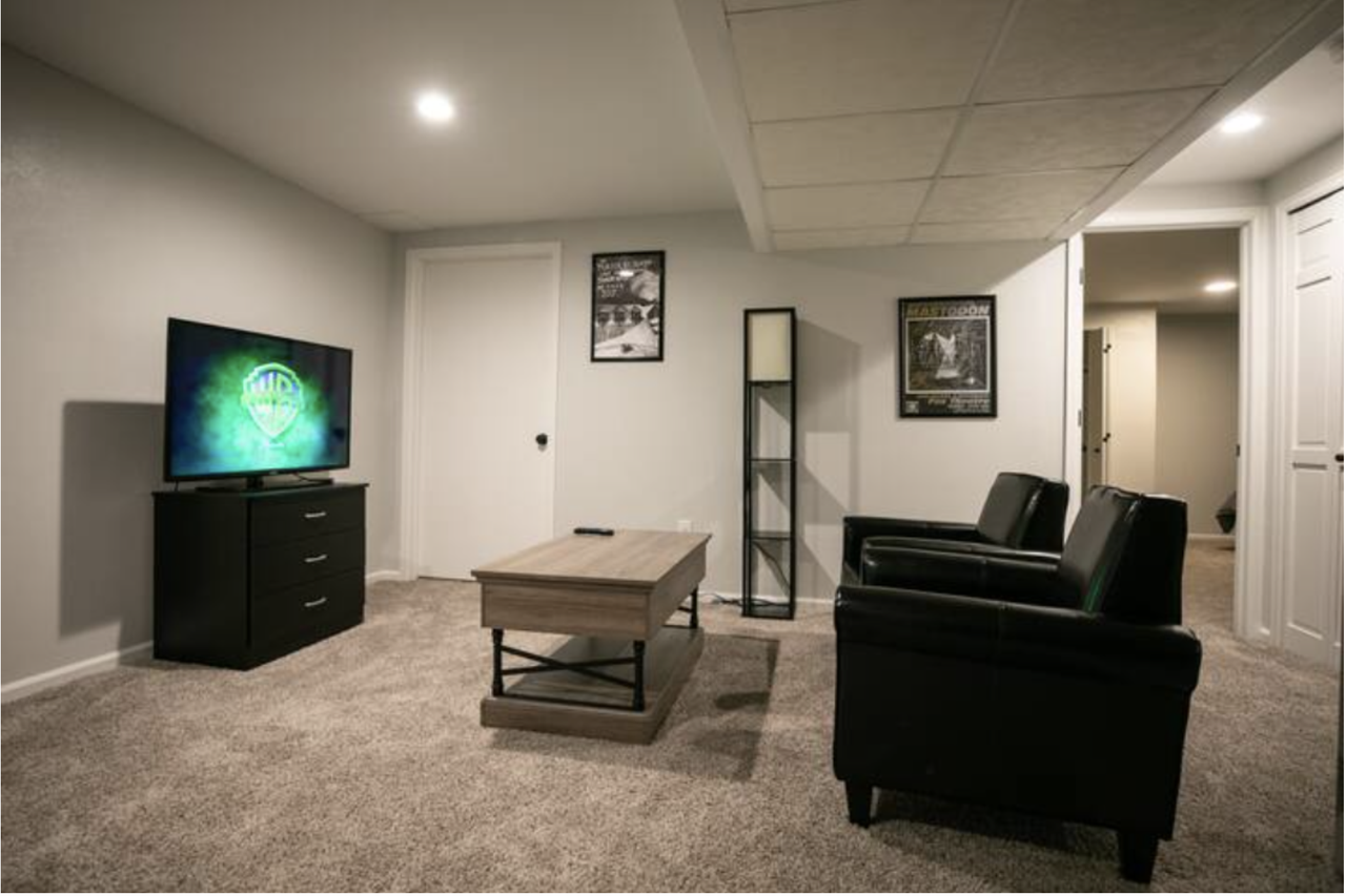 8322 Club Crest Dr #NA - Photo 3 of 13