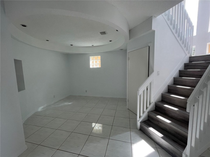 11198 Lakeview Drive #45-M - Photo 3 of 6